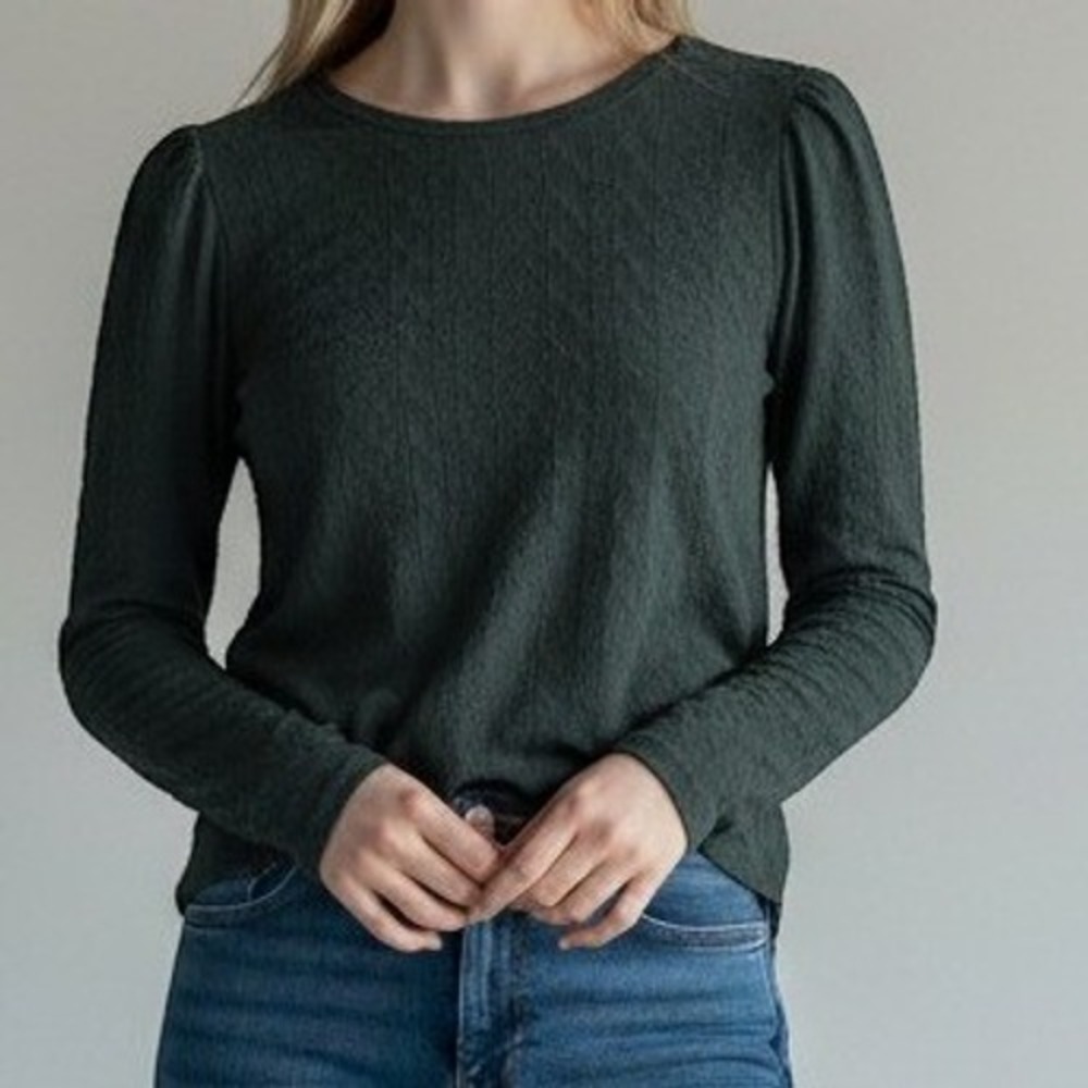LOFT Textured Puff Long Sleeve Top in Hunter Green